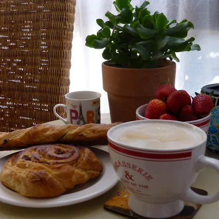 Maison Pierre D'or サルラ・ラ・カネダ