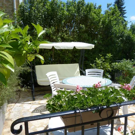 Maison Pierre D'or *