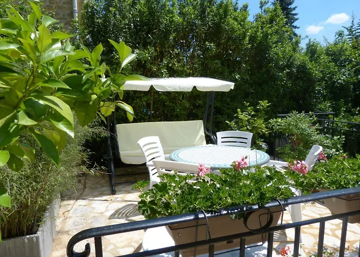 Maison Pierre D'or *